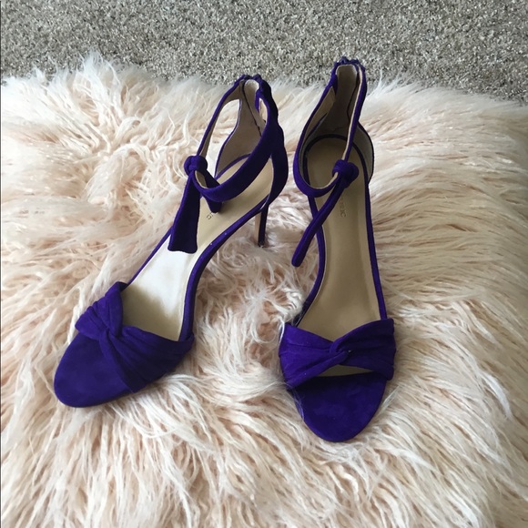 💲1 DAY SALE💲Banana Republic Sandals - Picture 3 of 4